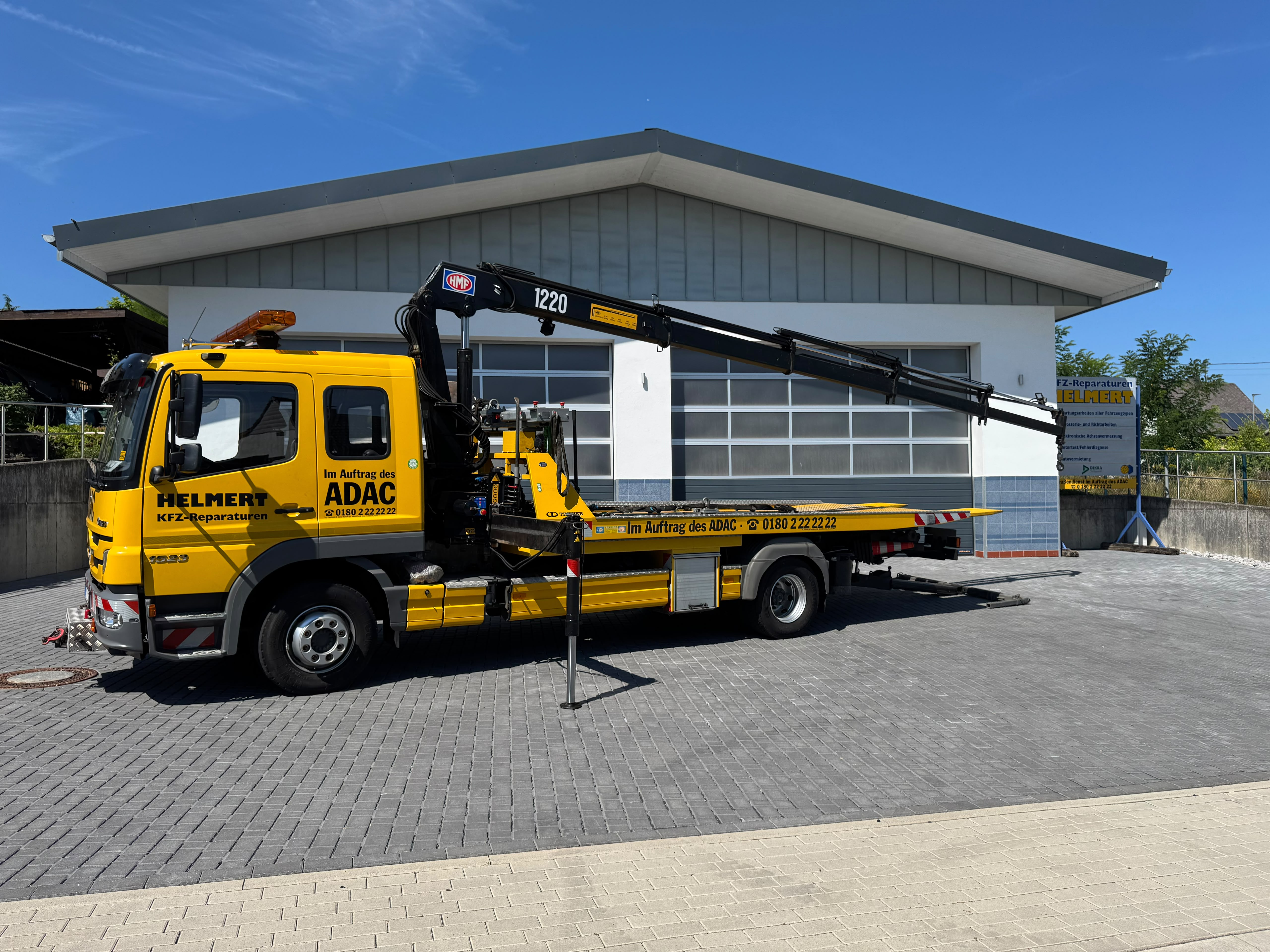 LKW Mercedes Kran Detail 2